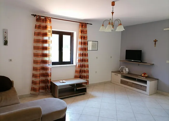 Appartamento With Parking Space Losinj, Losinj - 7978