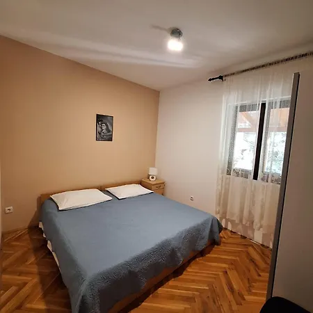 Appartement With Parking Space Losinj, Losinj - 7978 *