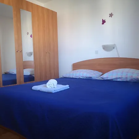 Appartement With Parking Space Losinj, Losinj - 7978