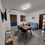 Διαμέρισμα With Parking Space Losinj, Losinj - 7978 *